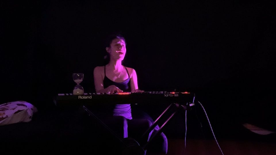 A beautiful solo performance by Thalassa Tapia-Ruano Ferrand

It moves me to tears every time I see it. It was even stro…